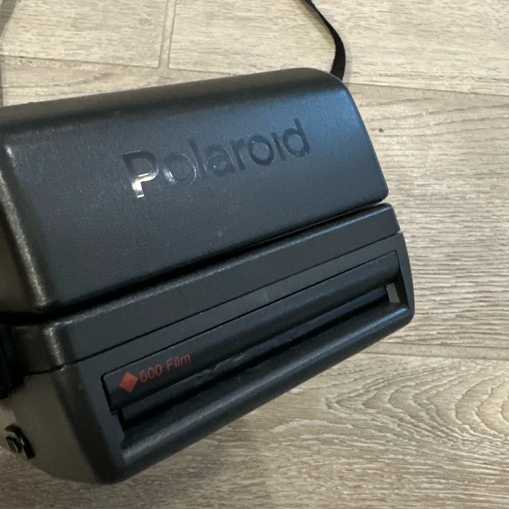 VTG Polaroid One Step Close Up Instant Film Camera With The Strap